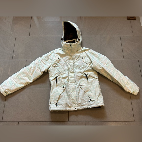 Salomon Women’s Winter Jacket - Size M - Picture 4 of 11